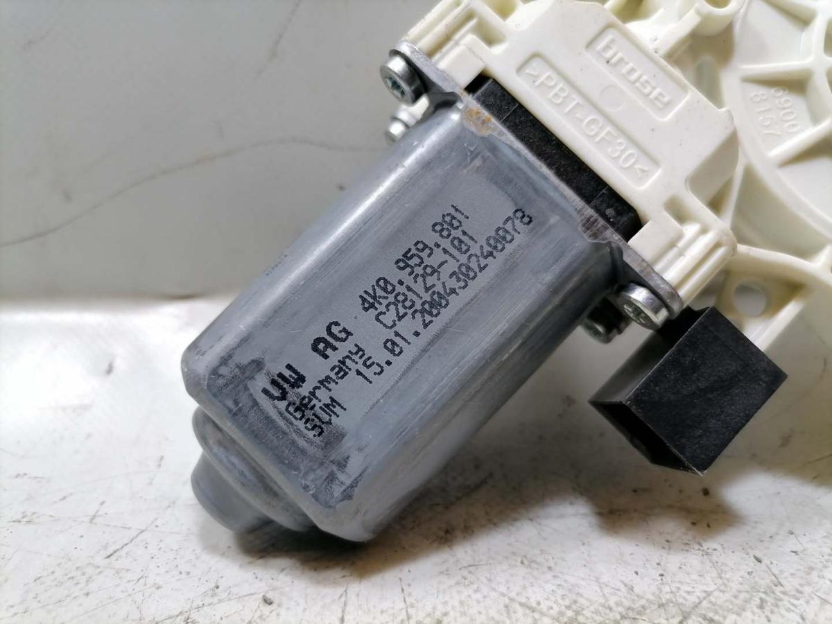 VW Golf 7 original Fensterhebermotor vorn links Bj.2020